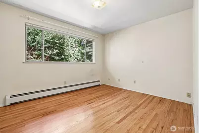 2352 49th Avenue SW, Seattle, WA 98116 - Photo 11