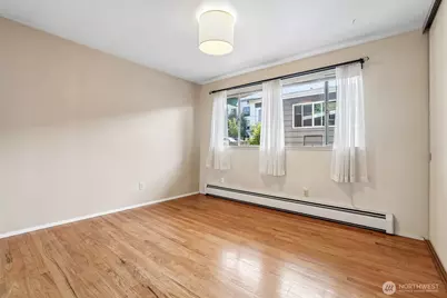 2352 49th Avenue SW, Seattle, WA 98116 - Photo 21