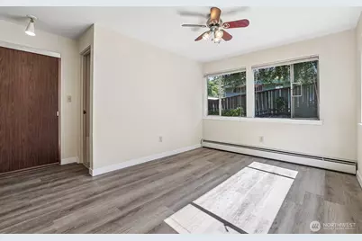 2352 49th Avenue SW, Seattle, WA 98116 - Photo 23