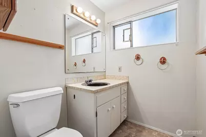 2352 49th Avenue SW, Seattle, WA 98116 - Photo 25