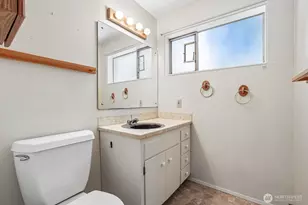 2352 49th Ave SW, Seattle, WA 98116 - Photo 25