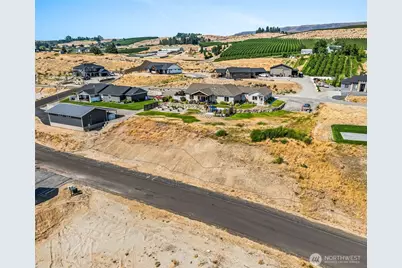28 13th Street SE, East Wenatchee, WA 98802 - Photo 7