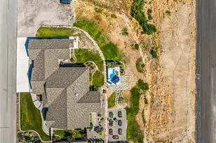 28 13th St SE, East Wenatchee, WA 98802 - Photo 3