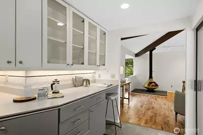11045 Alton Avenue NE, Seattle, WA 98125 - Photo 19