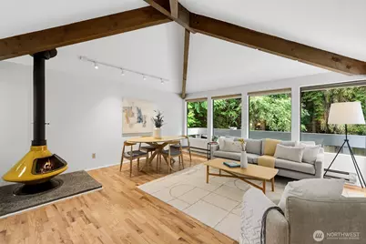 11045 Alton Avenue NE, Seattle, WA 98125 - Photo 21