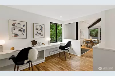 11045 Alton Avenue NE, Seattle, WA 98125 - Photo 5