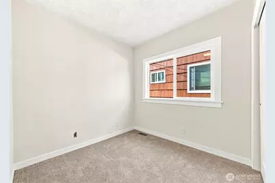 1116 N Lafayette Street, Bremerton, WA 98312 - Photo 13