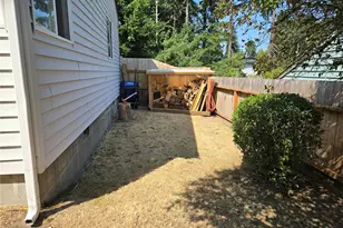 1311 N 155th St, Shoreline, WA 98133 - Photo 9