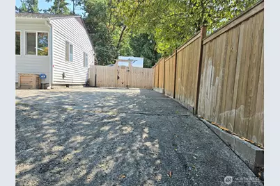 1311 N 155th Street, Shoreline, WA 98133 - Photo 5