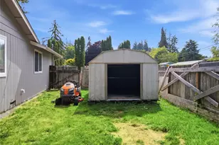 27069 Meadow Cir NE, Kingston, WA 98346 - Photo 35