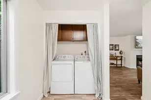 8511 Main St, Edmonds, WA 98026 - Photo 31