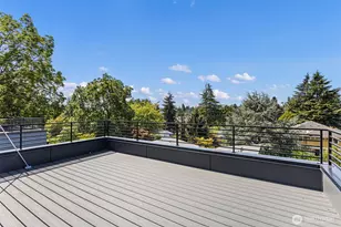 8039 Wallingford Ave N, Seattle, WA 98103 - Photo 21