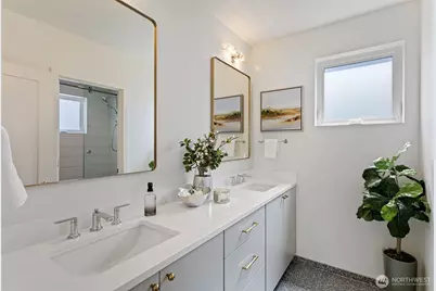 8039 Wallingford Avenue N #B, Seattle, WA 98103 - Photo 19