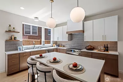 8037 Wallingford Avenue N, Seattle, WA 98103 - Photo 15