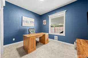 1106 Sumner Ln, Everett, WA 98203 - Photo 17