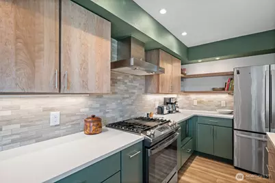 816 20th Street #203, Bellingham, WA 98225 - Photo 27