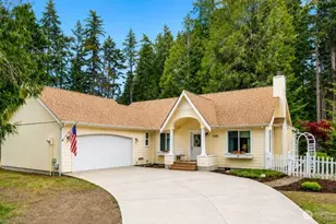240 E Aycliffe Dr, Shelton, WA 98584 - Photo 1