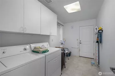 240 E Aycliffe Drive, Shelton, WA 98584 - Photo 17