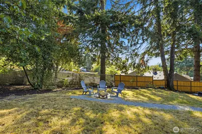512 Bronson Place NE, Renton, WA 98056 - Photo 25
