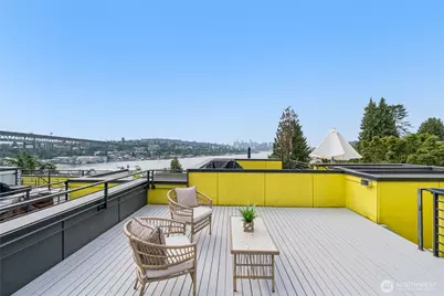 3920 1st Avenue NE #C, Seattle, WA 98105 - Photo 15