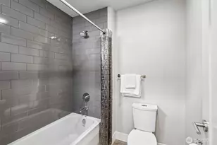 8710 112th Ave NE, Kirkland, WA 98033 - Photo 23