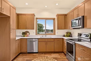 55 NE Kettle St, Oak Harbor, WA 98277 - Photo 15