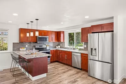 18217 62nd Avenue NE, Kenmore, WA 98028 - Photo 13