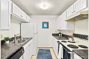 19857 25th Ave NE, Shoreline, WA 98155 - Photo 7