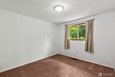 8405 113th Street E, Puyallup, WA 98373 - Photo 17