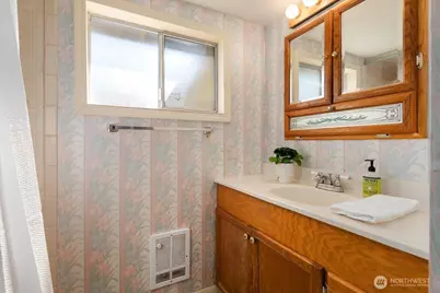 116 E Farnham Avenue, Chelan, WA 98816 - Photo 25