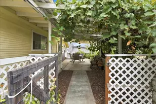 116 E Farnham Ave, Chelan, WA 98816 - Photo 17