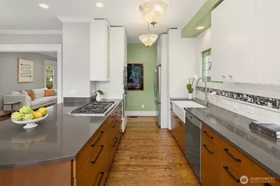 930 20th Avenue E, Seattle, WA 98112 - Photo 13