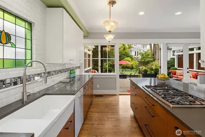 930 20th Avenue E, Seattle, WA 98112 - Photo 17
