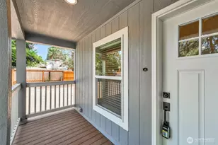 11321 205th Ave E, Bonney Lake, WA 98391 - Photo 3