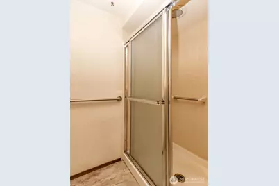 132 N 132nd Street #204, Seattle, WA 98133 - Photo 21