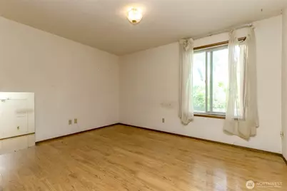 132 N 132nd Street #204, Seattle, WA 98133 - Photo 19