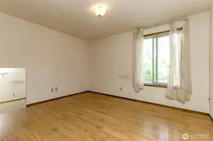 132 N 132nd St, Seattle, WA 98133 - Photo 19