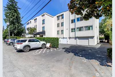 132 N 132nd Street #204, Seattle, WA 98133 - Photo 33