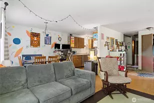 14001 35th Ave NE, Seattle, WA 98125 - Photo 9