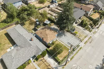 4424 S Holly Street, Seattle, WA 98118 - Photo 39