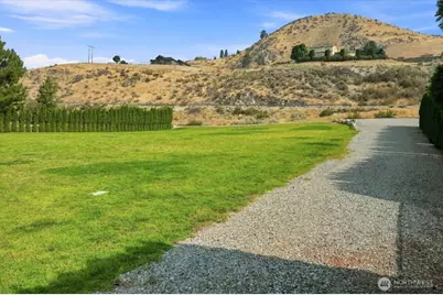 125 Highpoint Lane, Chelan, WA 98816 - Photo 7