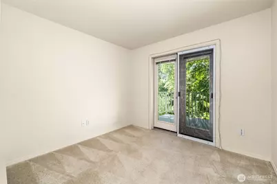 2540 118th Avenue SE #202, Bellevue, WA 98005 - Photo 11