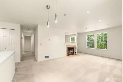 2540 118th Avenue SE #202, Bellevue, WA 98005 - Photo 7