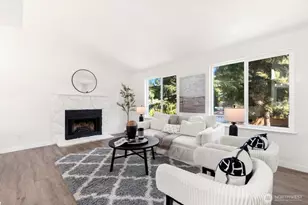 1725 211th Pl NE, Sammamish, WA 98074 - Photo 3