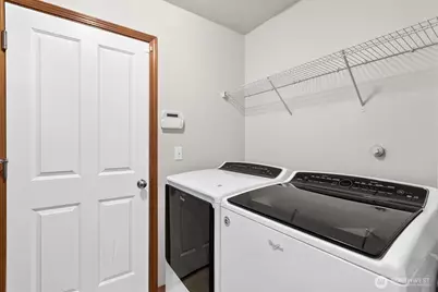 5725 121st Place NE, Marysville, WA 98271 - Photo 21