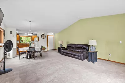 5725 121st Place NE, Marysville, WA 98271 - Photo 9