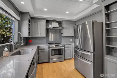 544 S Morris Avenue, Renton, WA 98057 - Photo 5