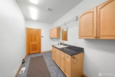 9216 Milburn Loop SE, Olympia, WA 98513 - Photo 31