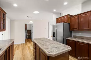 1217 89th Ave SE, Lake Stevens, WA 98258 - Photo 9