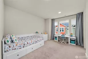 23000 NE 8th St, Sammamish, WA 98074 - Photo 15